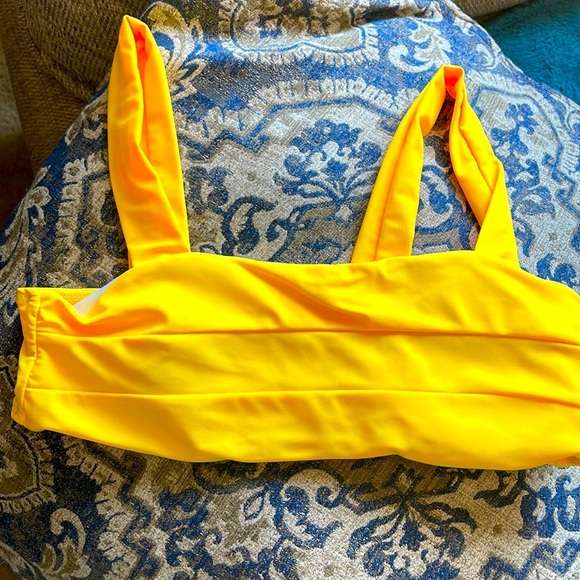 Yellow bikini Size Medium NWOT - Picture 2 of 9